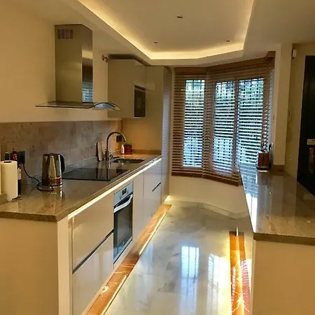 Lomas De Cabopino Tatil Evi *