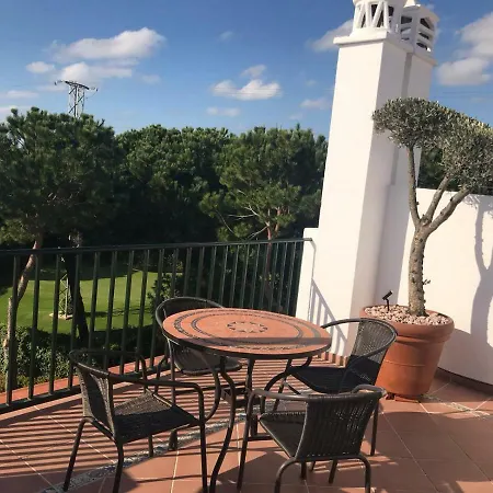 Lomas De Cabopino Tatil Evi